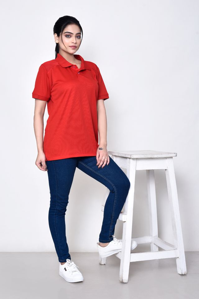 Women's Casual Regular Fit Collared Neck Polo T-shirt with Half Sleeve & Solid Pattern